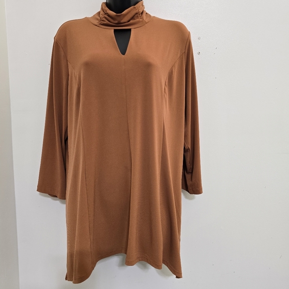 Susan Graver Tops - SUSAN GRAVER size Large Liquid Knit 3/4 Sleeve‎ Mock Neck Keyhole Tunic Copper